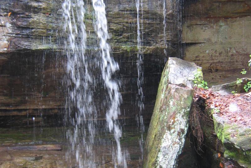 waterfall on outcroppings trail